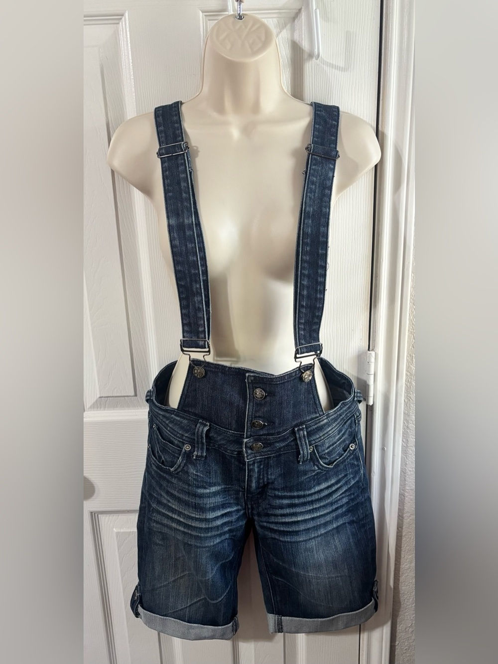 LOVE DENIM Women’s Blue Denim Shortalls Regular Small Mid Rise Cuffed